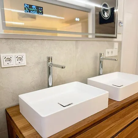 Апартаменты Haus-excelsior-wohnung-08 Sylt